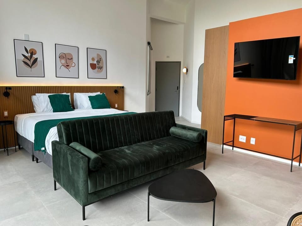 Deluxe Double Room | In-room safe, desk, laptop workspace, soundproofing