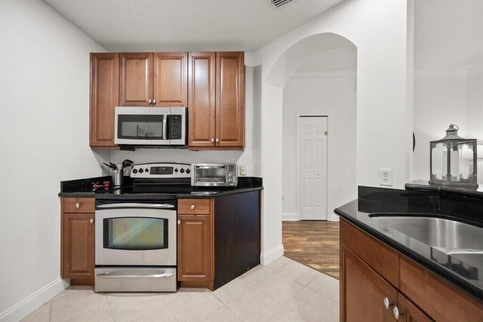 7509 Mourning Dove Circle Unit 303 (7).jpg