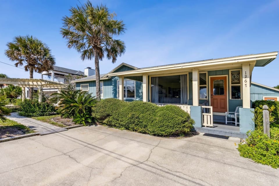 1267 S Fletcher Ave - Front Exterior