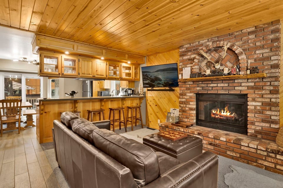 Cabin, Multiple Beds, Hot Tub (2581) | Living area