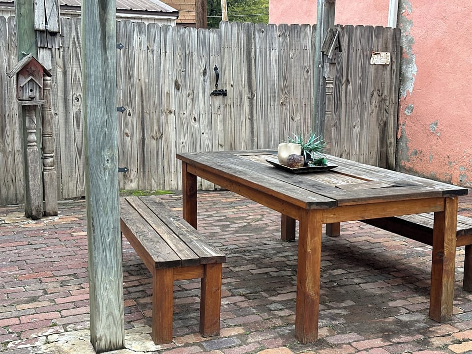 Outdoor dining
