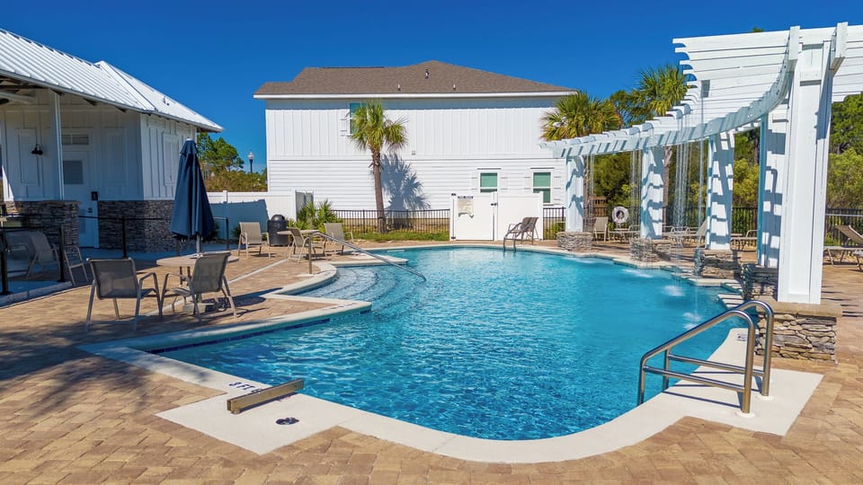 Full access to the pool. Lounge your days away at the beautiful pool.