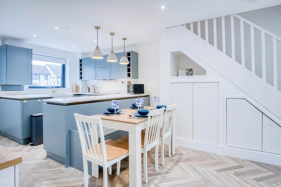Hatherleigh Drive - 2 Bedroom House - Mumbles (9185)