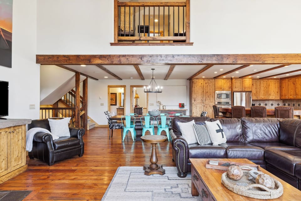 Living Room to Dining
