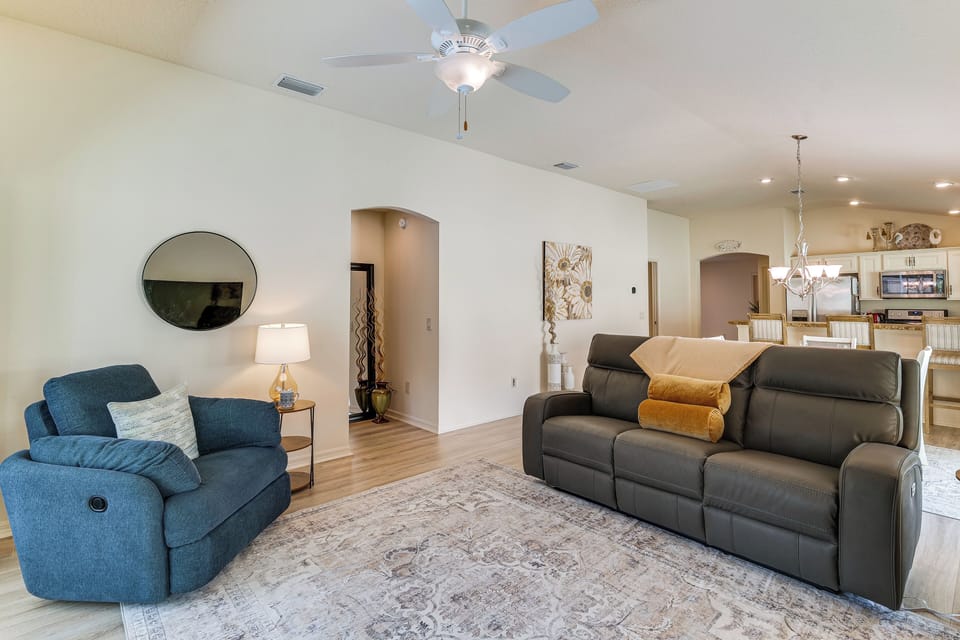 Interior | Open Floor Plan | Free WiFi