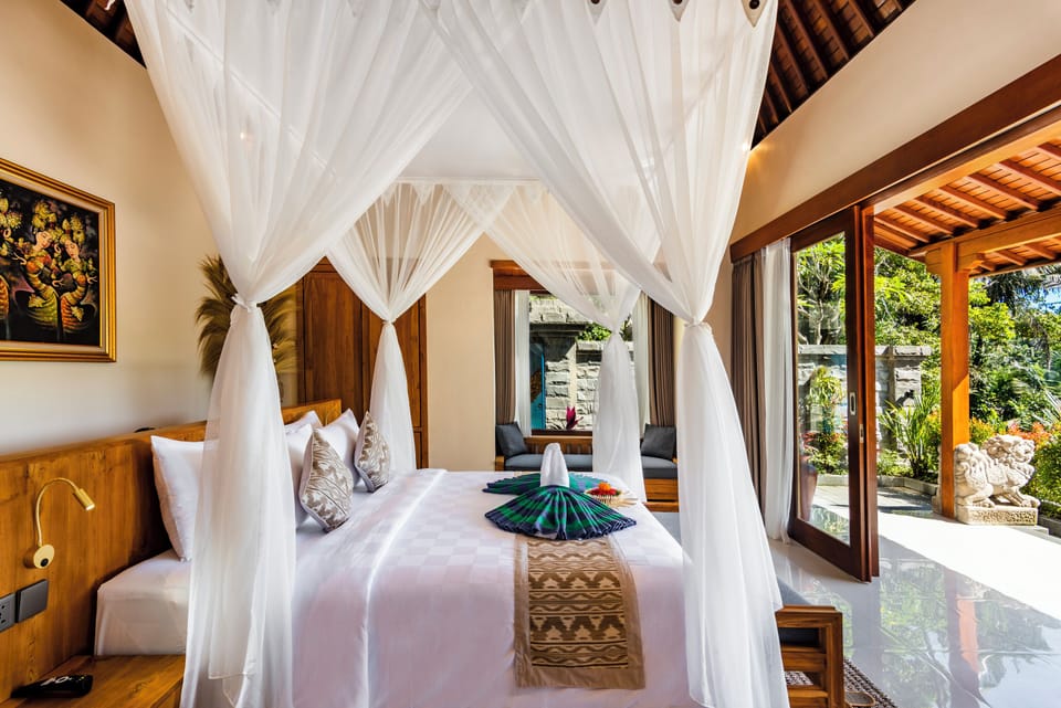 Premium bedding, pillowtop beds, minibar, in-room safe