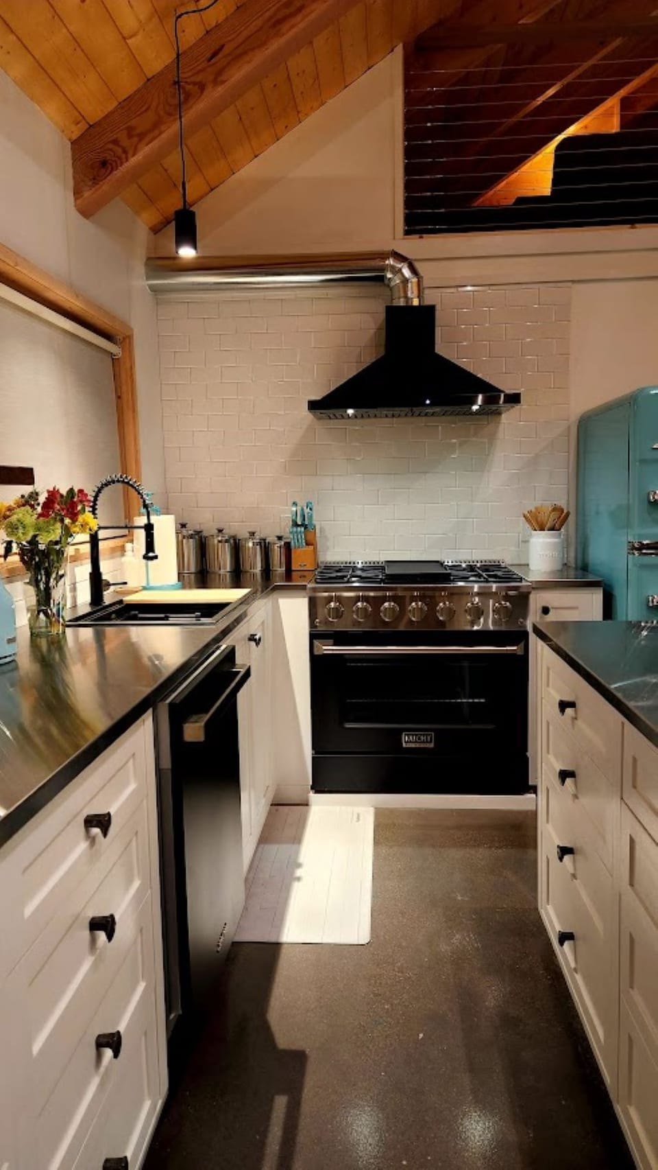Fully stocked kitchen