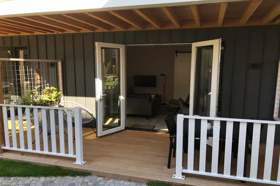 Entrance / Reception