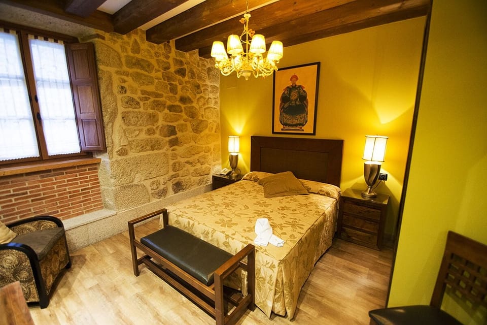 Double Room | In-room safe, desk, soundproofing, free WiFi