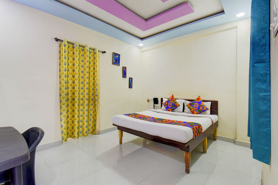 Deluxe Room | Egyptian cotton sheets, premium bedding, in-room safe, free WiFi