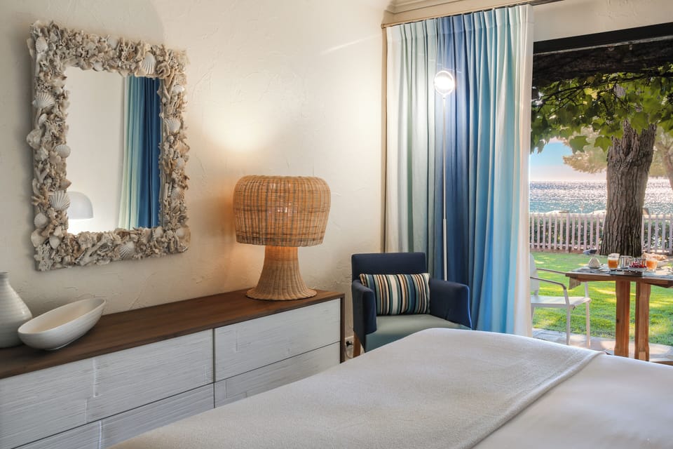 Room, Sea View | Frette Italian sheets, premium bedding, free minibar, in-room safe