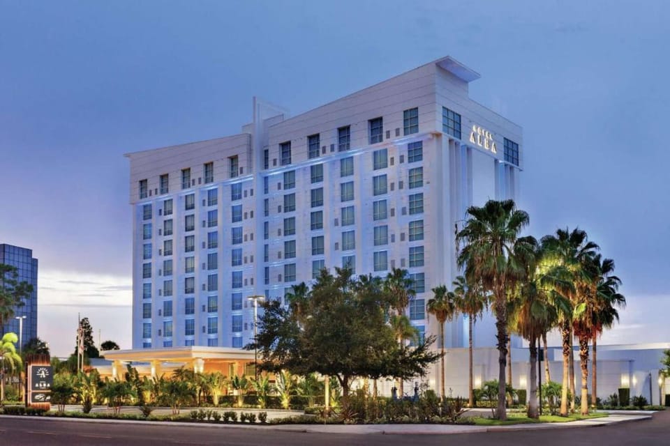 1. Hotel Alba