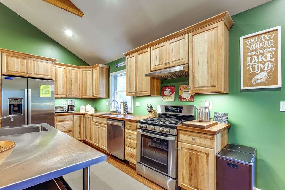 House (3 Bedrooms) | Interior