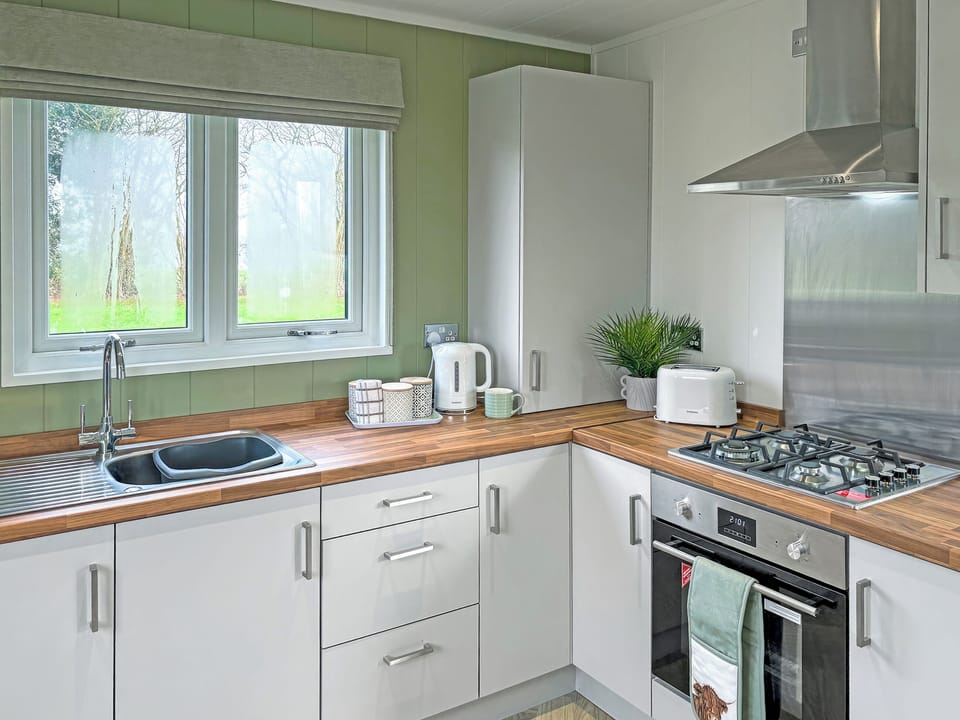 Kitchen | Kings Moor Retreat 3 - Kings Moor Retreat, Coleorton, near Coalville