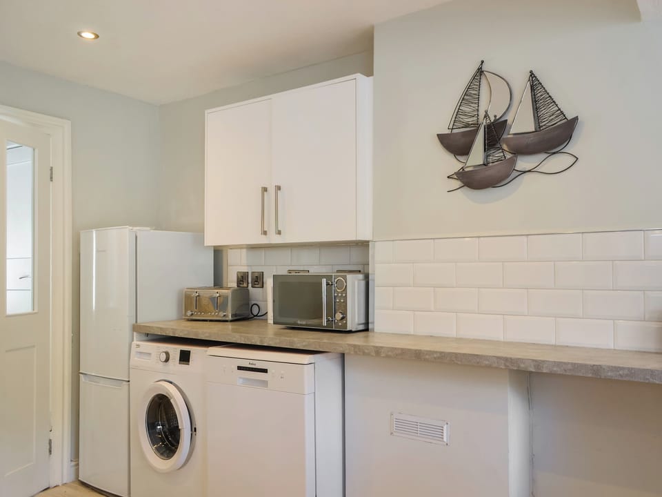 Kitchen area | Ellis House, Filey