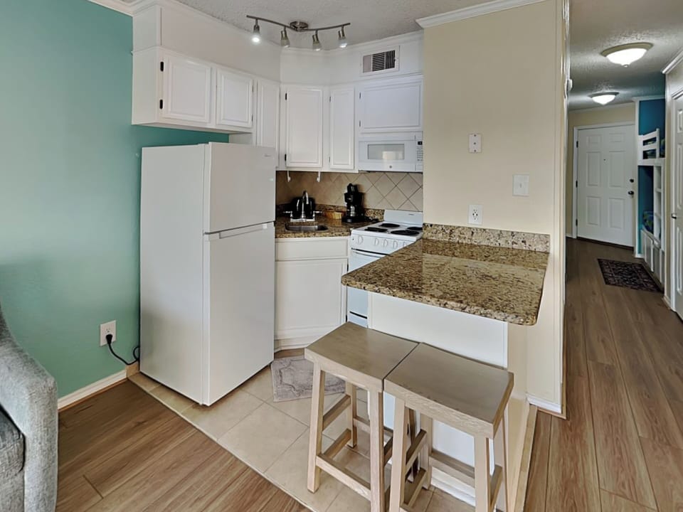 Kitchen - Countertop Seating For 2