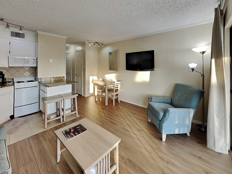 Living Room - Open Layout w/ Kitchen & Dining