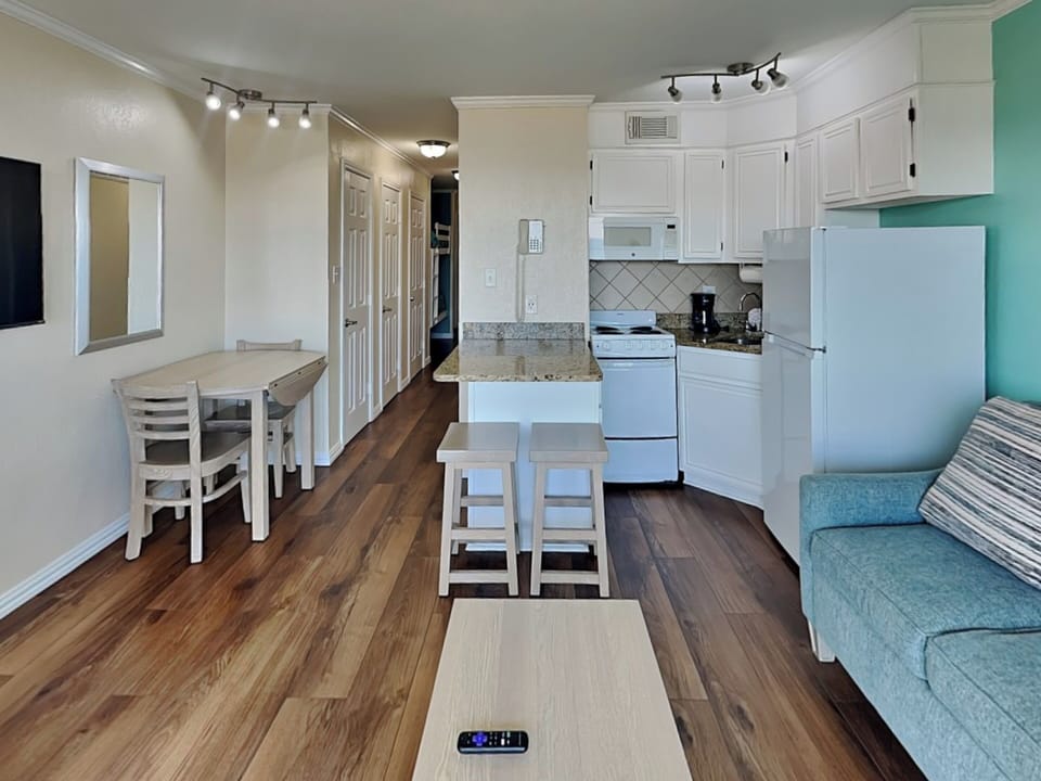 Living Room - Open Layout w/ Kitchen & Dining