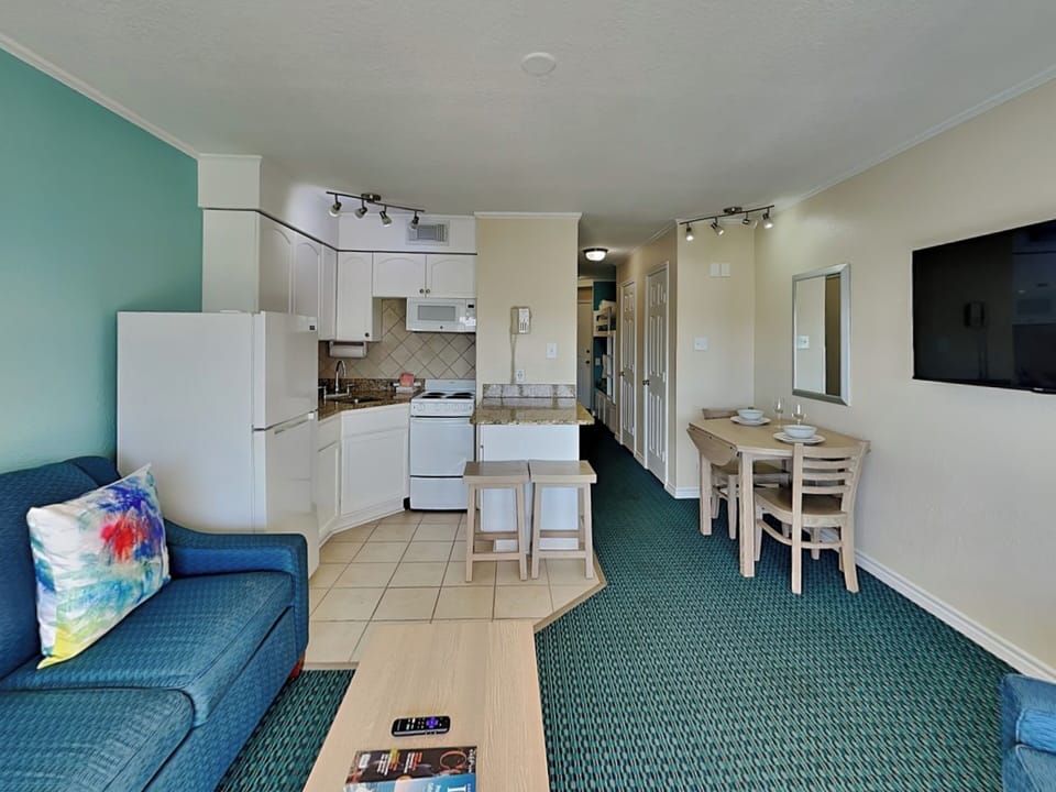 Living Room - Open Layout w/ Kitchen & Dining
