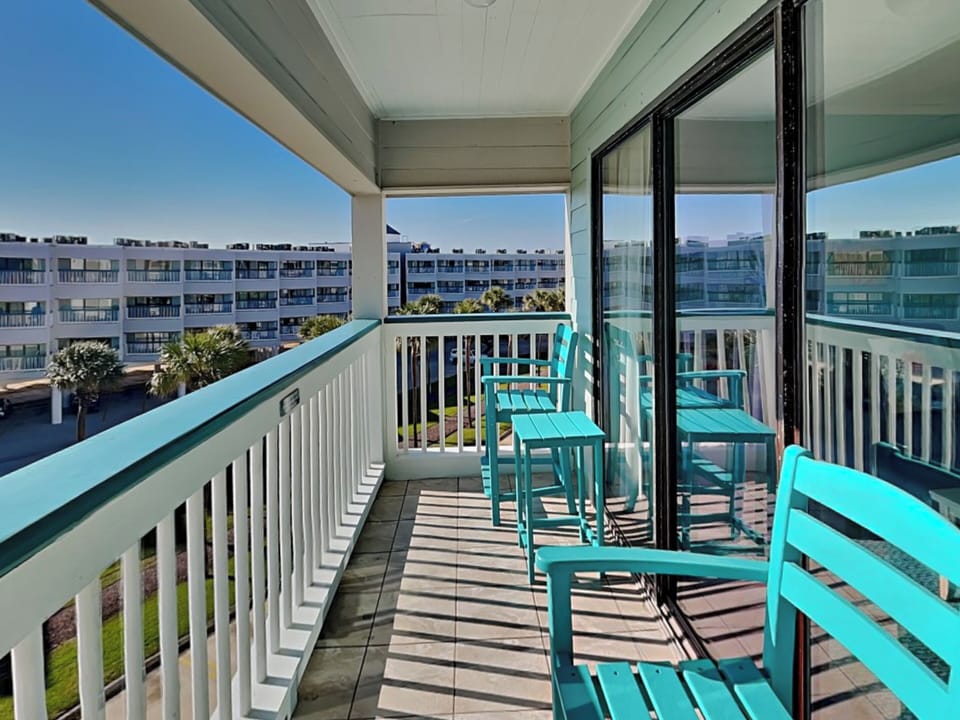 Private Balcony - Patio Seating, Partial Gulf Views