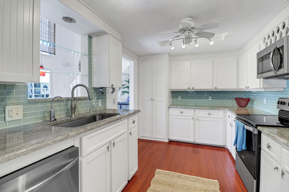 Spacious kitchen.