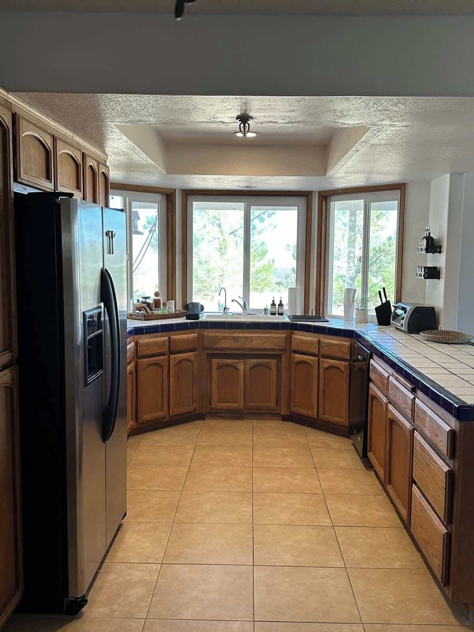 Mountain views from all three windows!