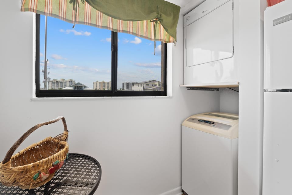 Condo, Multiple Beds (Carlos Pointe #233) | Interior