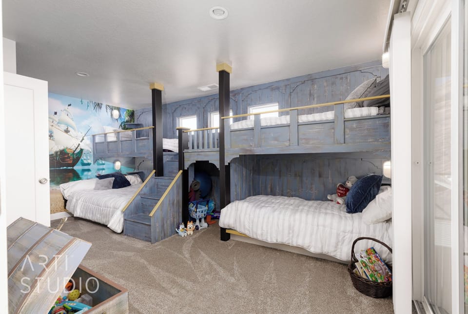Pirate Bunk Room #4 with Queen and 3 TXL private bunks