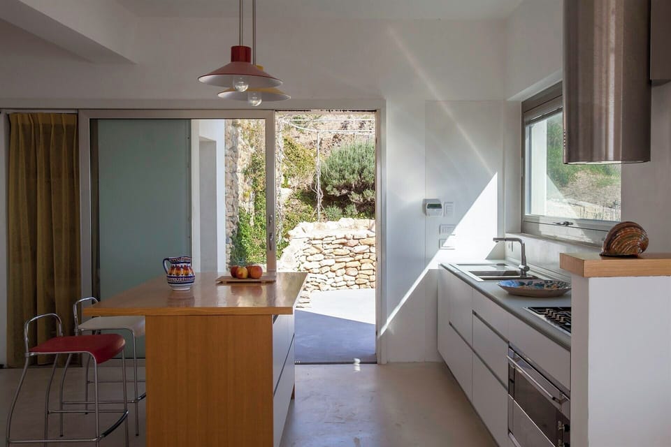 A convivial spot in which to rustle up your meals.