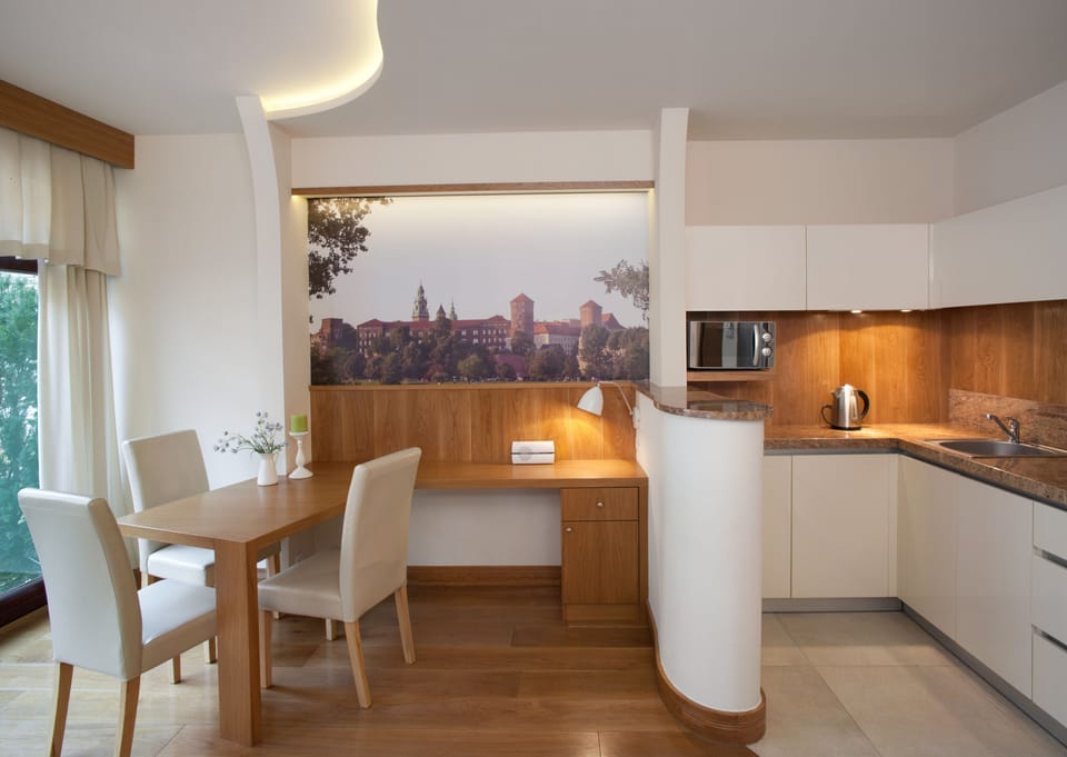Basic Apartment (for 2 persons) | In-room dining