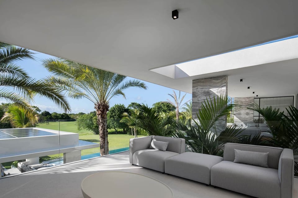 Casa Santuario Sofa