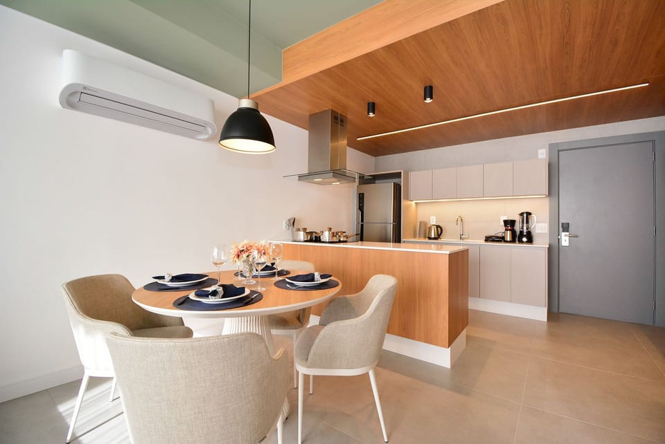 Apartment | Dining