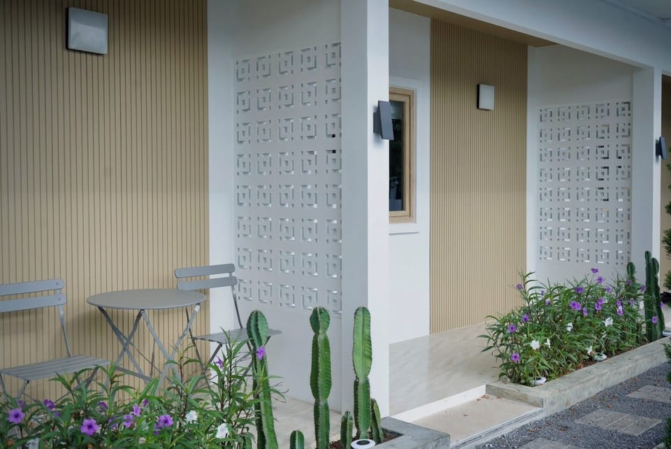 The Cozy Haus Airport Hotel in Mai Khao
