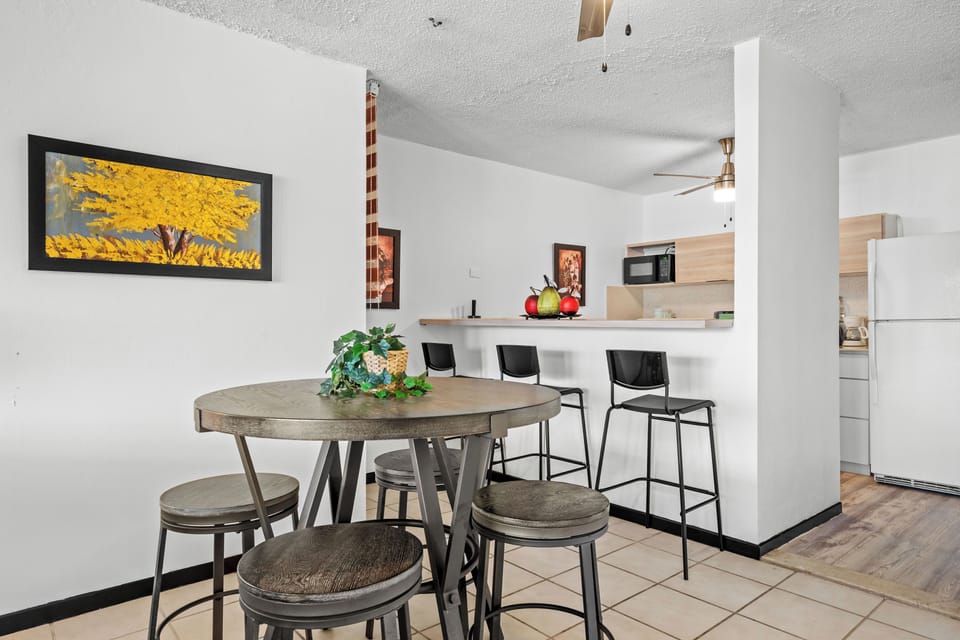 Apartment | Dining room