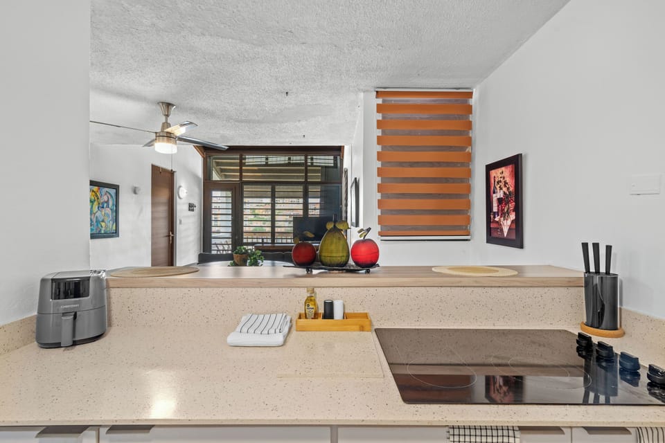 Apartment | Private kitchen | Fridge, microwave, coffee/tea maker, toaster