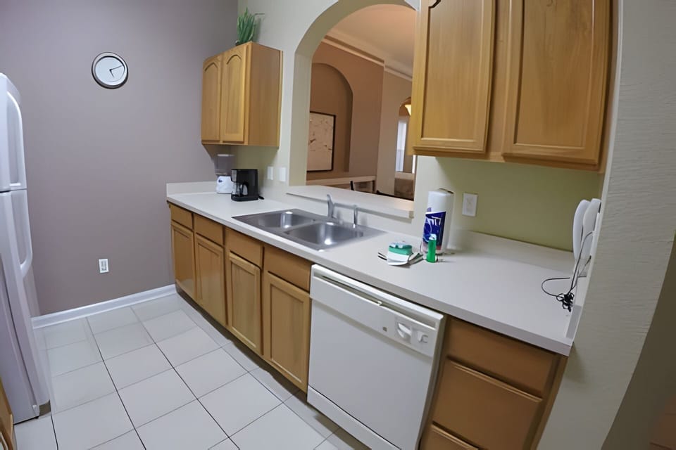 Cookware/dishes/utensils