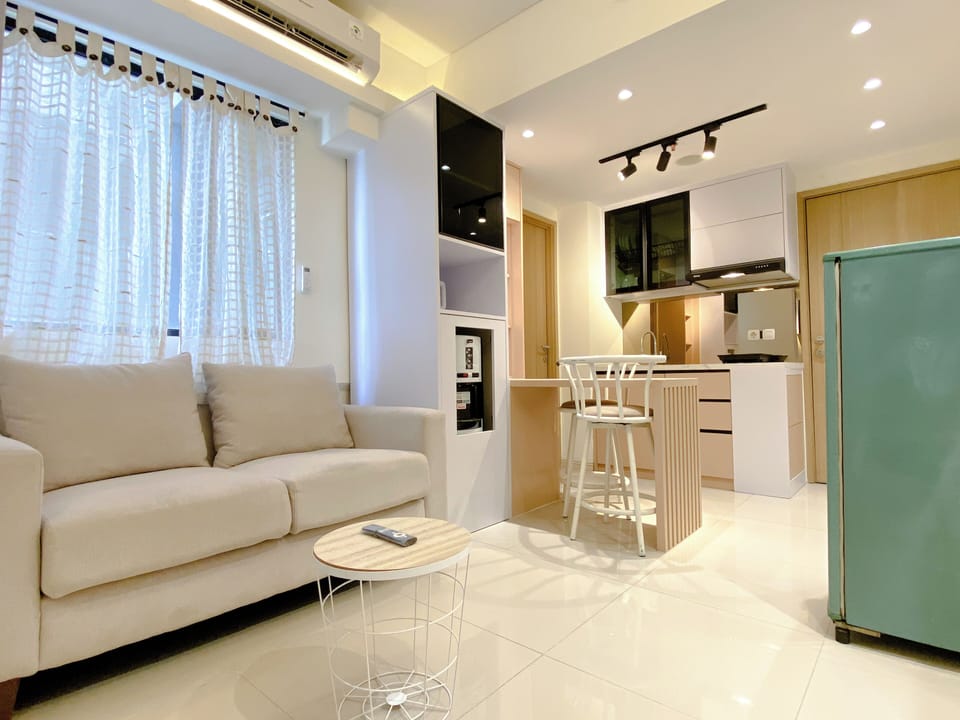Standard Apartment | Living area
