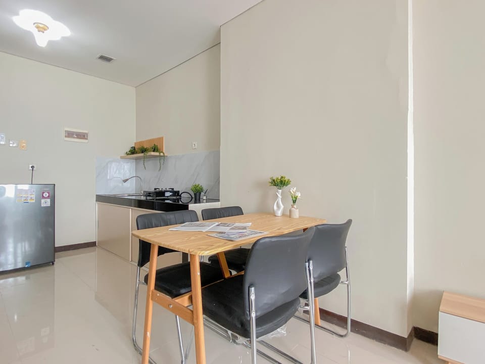 Standard Apartment | Living area