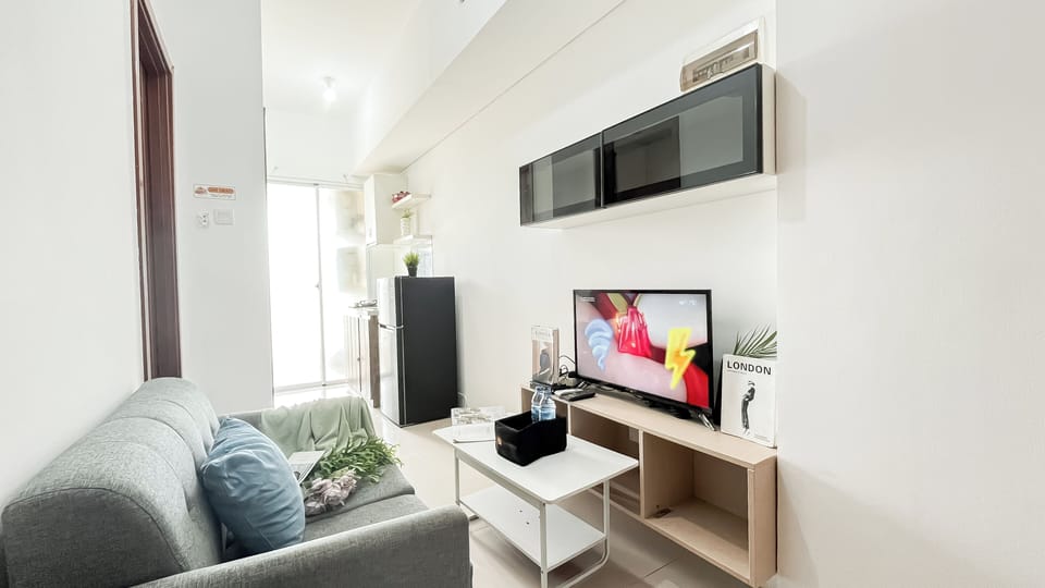 Standard Apartment | Living area