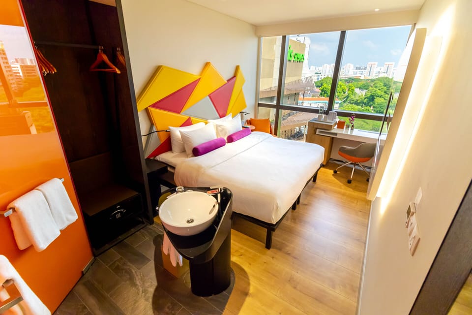 In-room safe, desk, laptop workspace, soundproofing
