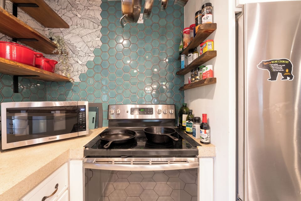Cook up your favorite meals to create incredible memories. | Main Level