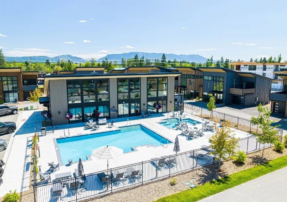 Clubhouse Pool (seasonal, June - August), Hot Tub, Fire Pit (shared amenity). 