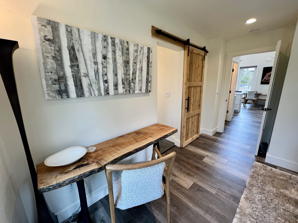 King Suite, Main Level, Back Patio Access