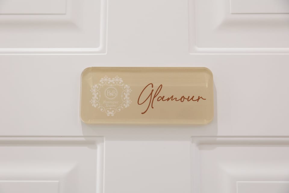 Classic Room | Frette Italian sheets, premium bedding, down comforters, pillowtop beds