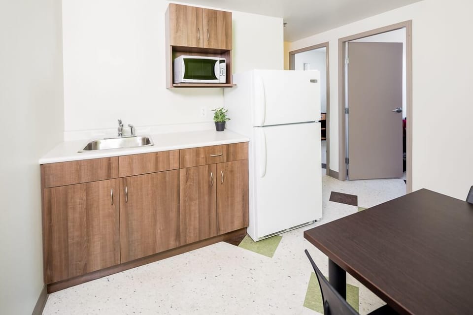 Double Room | Private kitchenette | Shared fridge, shared microwave