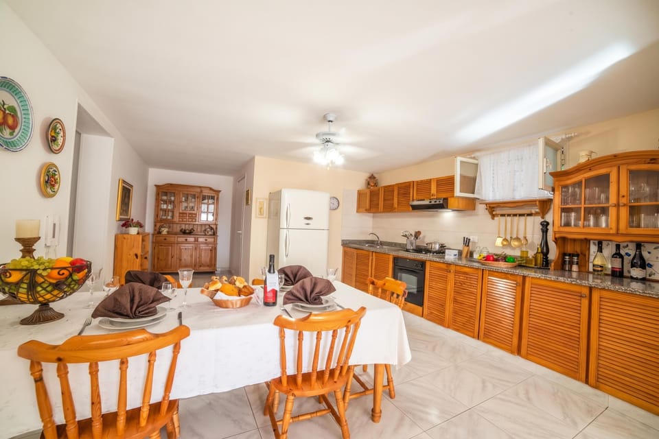 Kitchen and dining area