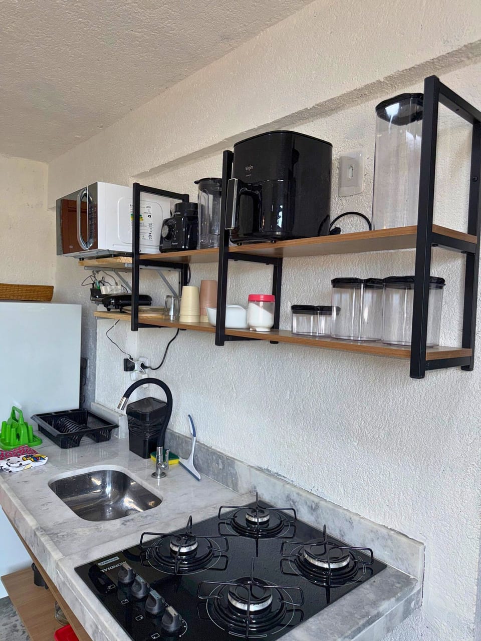 Studio | Private kitchen | Full-size fridge, oven, stovetop, cookware/dishes/utensils