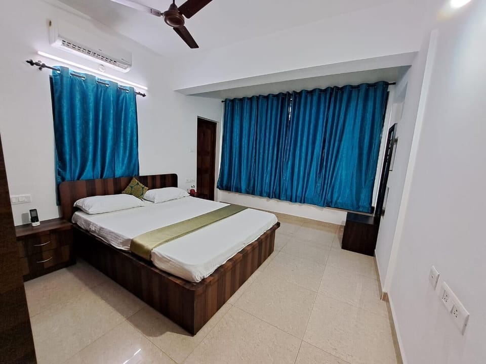 Deluxe Apartment | Desk, free WiFi