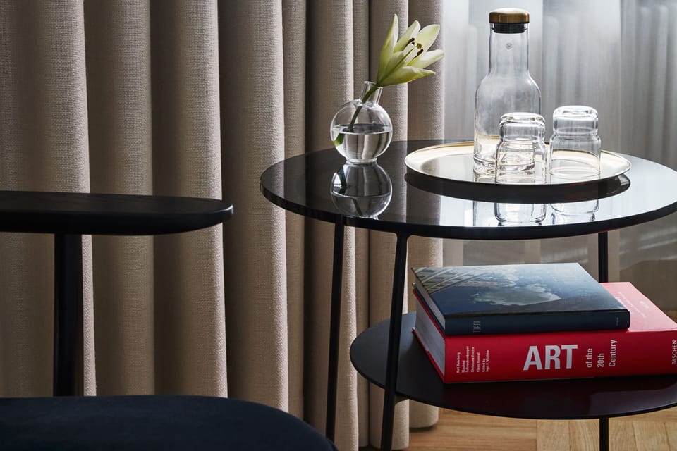 Premium bedding, in-room safe, desk, blackout drapes