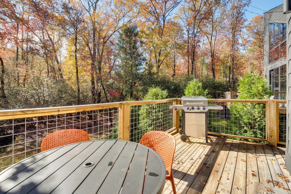 Deck | Gas Grill